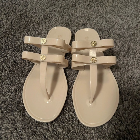 Women’s Lilly Pulitzer Size 6 Harlow Jelly Sandals NWOT Tan Cream Bows Summer - Picture 2 of 5